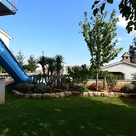 Liljana With Shared Swimming Pool